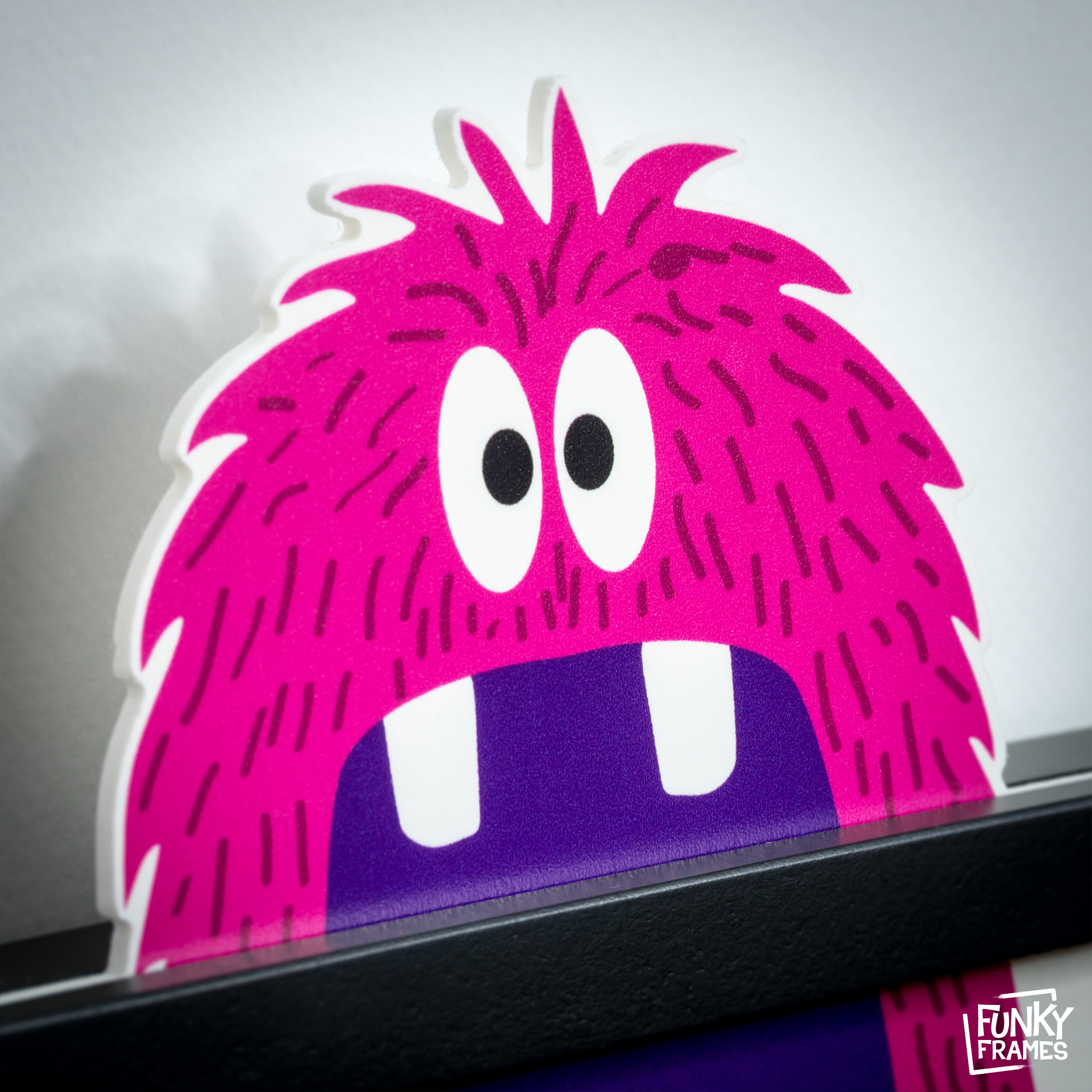 Pinky-Winky, close up